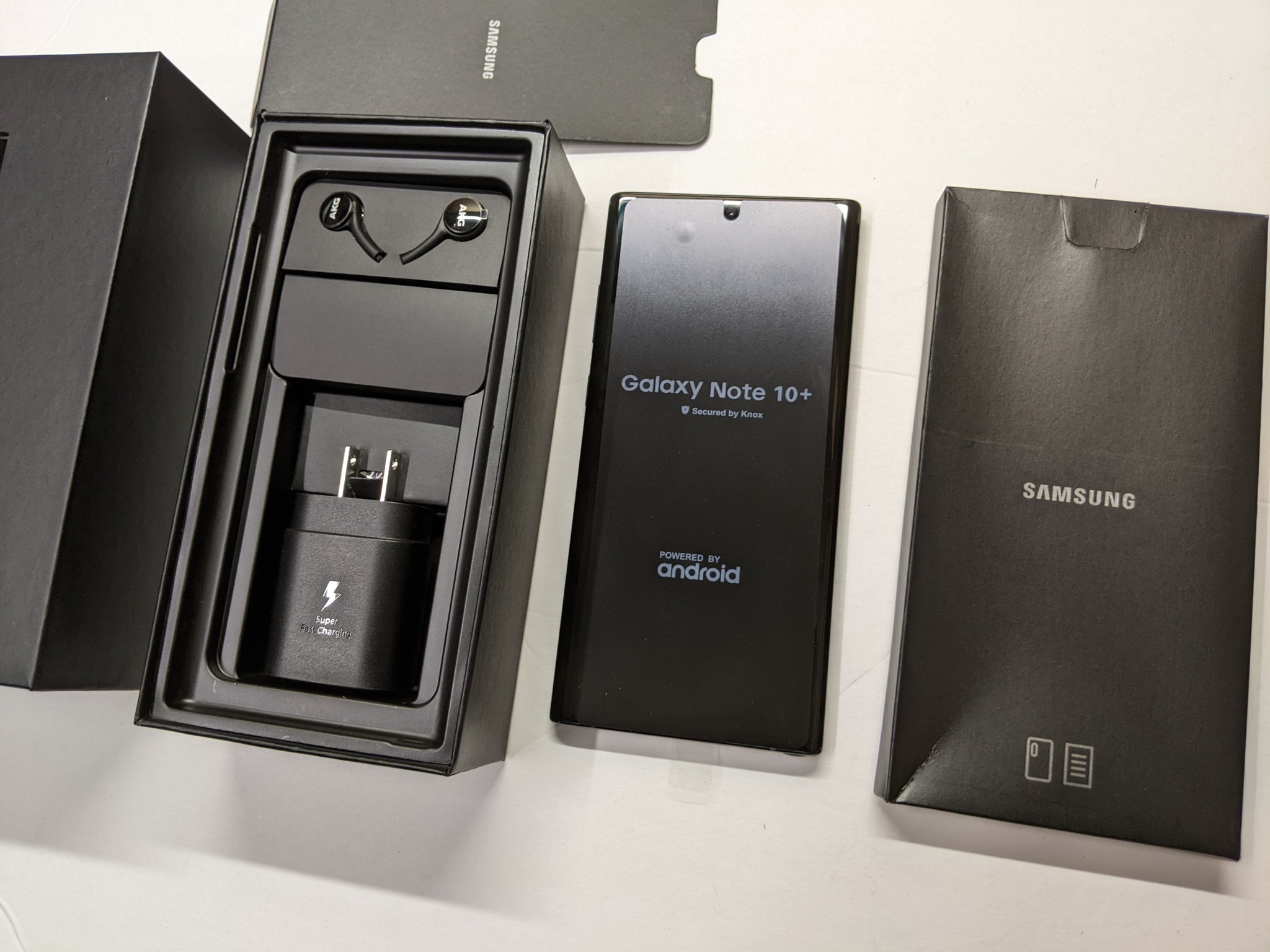 UNBOXING The Samsung Galaxy Note 10 Plus (Pro) Model 